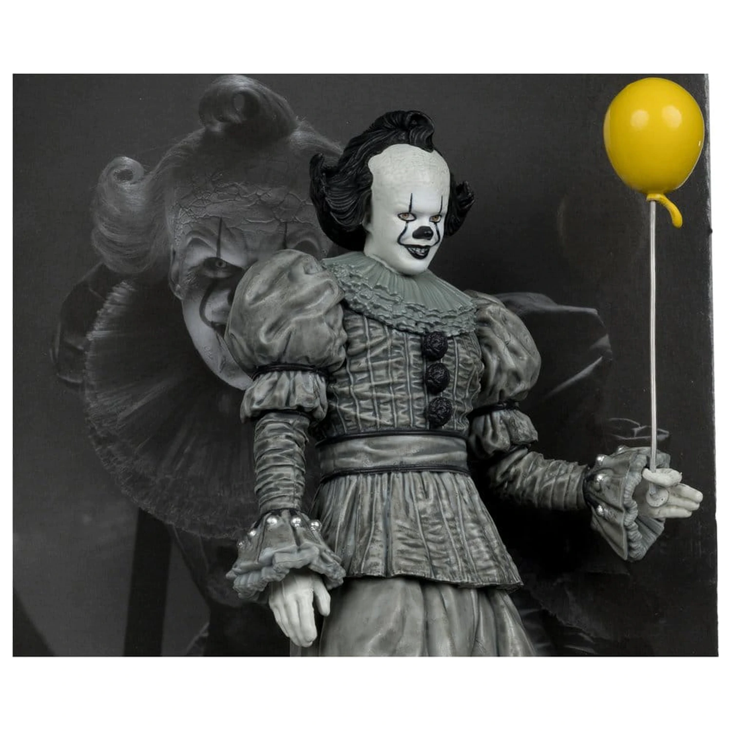 It Welcome to Derry Movie Maniacs Figura Pennywise (Black & White) 16 cm fotografija proizvoda
