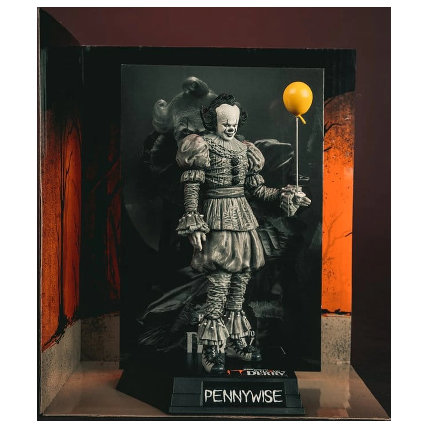 It Welcome to Derry Movie Maniacs Figura Pennywise (Black & White) 16 cm fotografija proizvoda