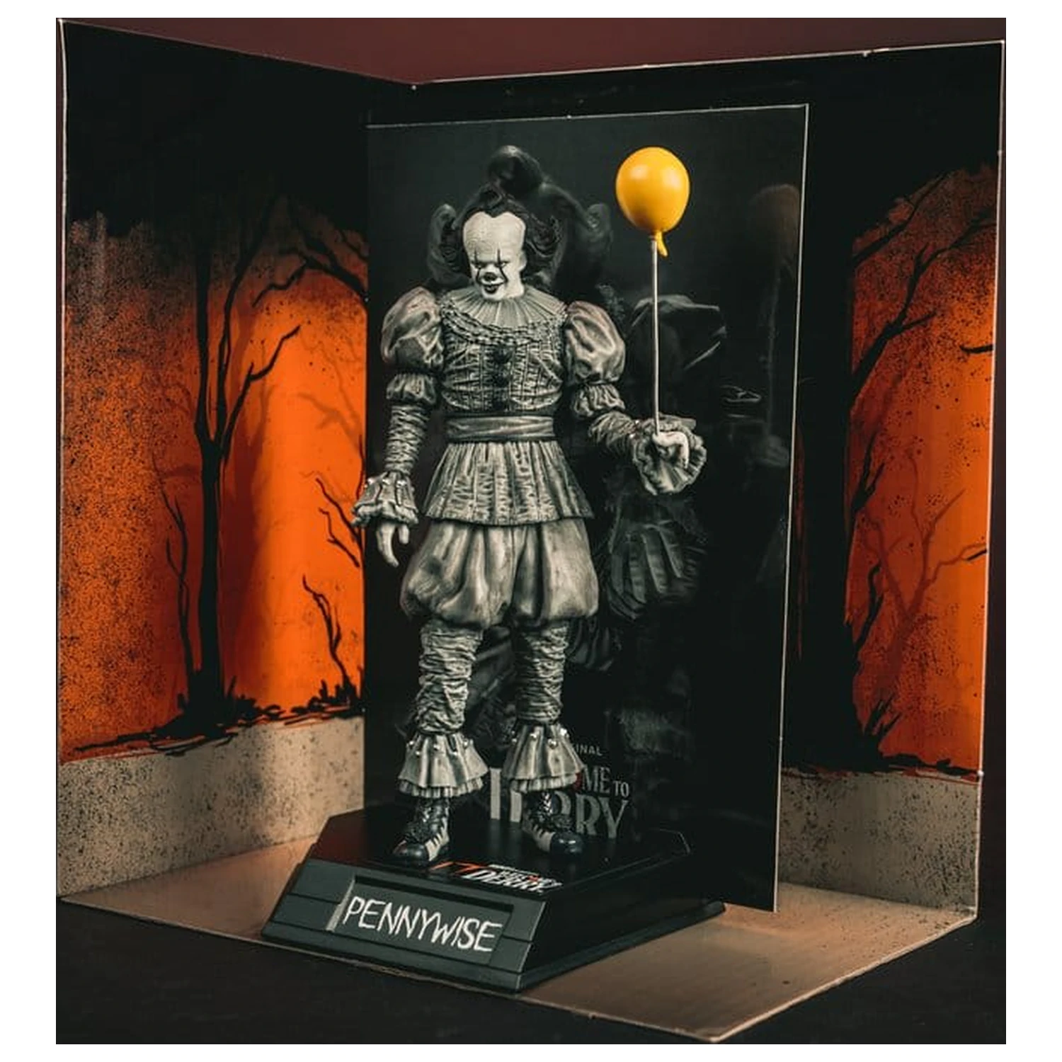 It Welcome to Derry Movie Maniacs Figura Pennywise (Black & White) 16 cm fotografija proizvoda