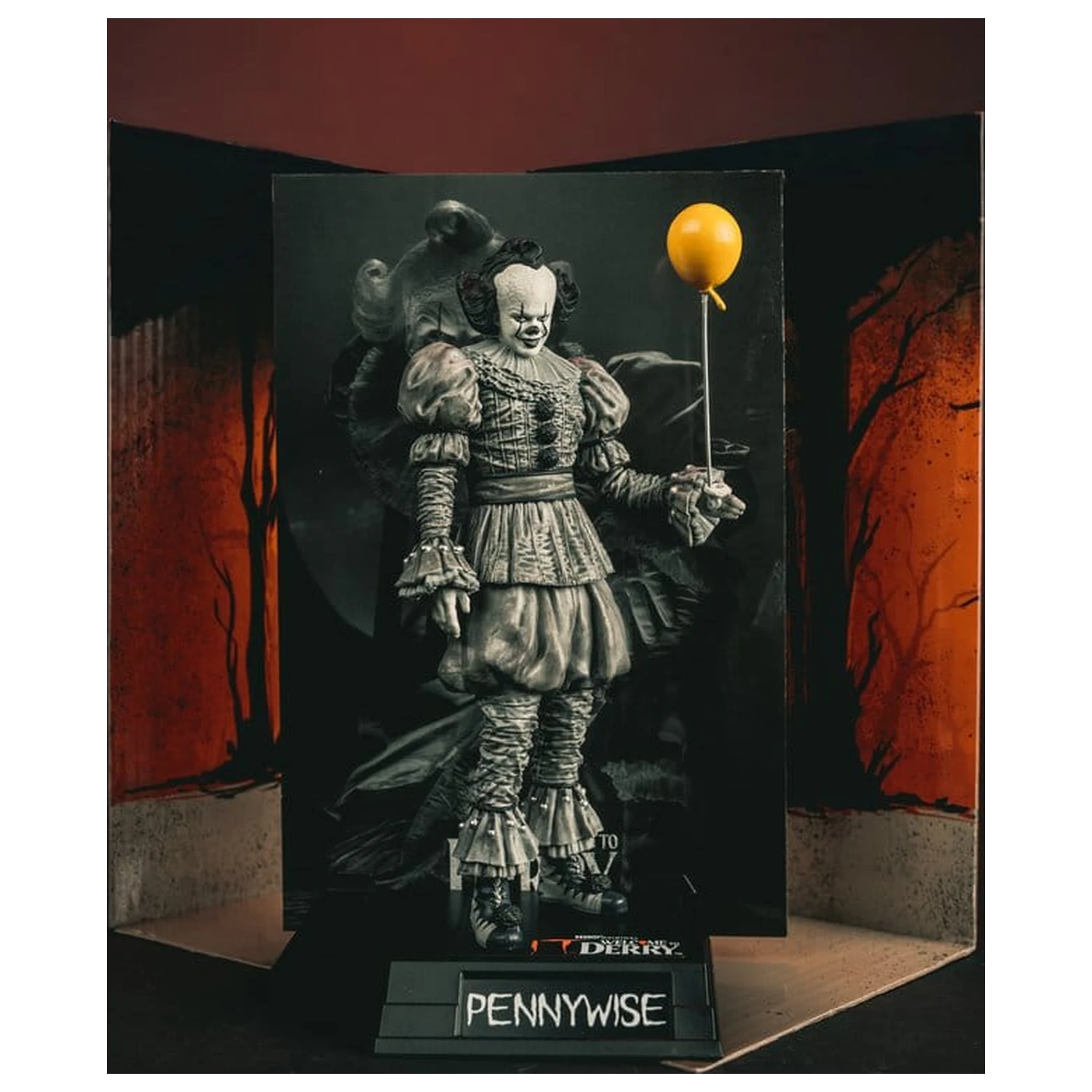 It Welcome to Derry Movie Maniacs Figura Pennywise (Black & White) 16 cm fotografija proizvoda