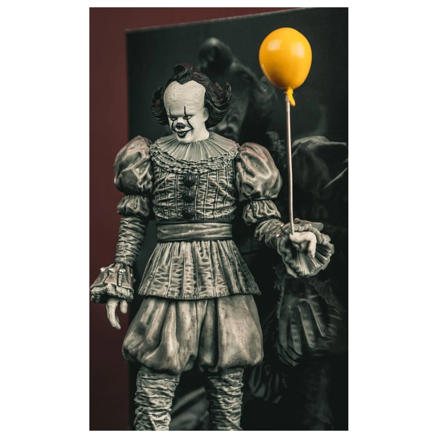 It Welcome to Derry Movie Maniacs Figura Pennywise (Black & White) 16 cm fotografija proizvoda