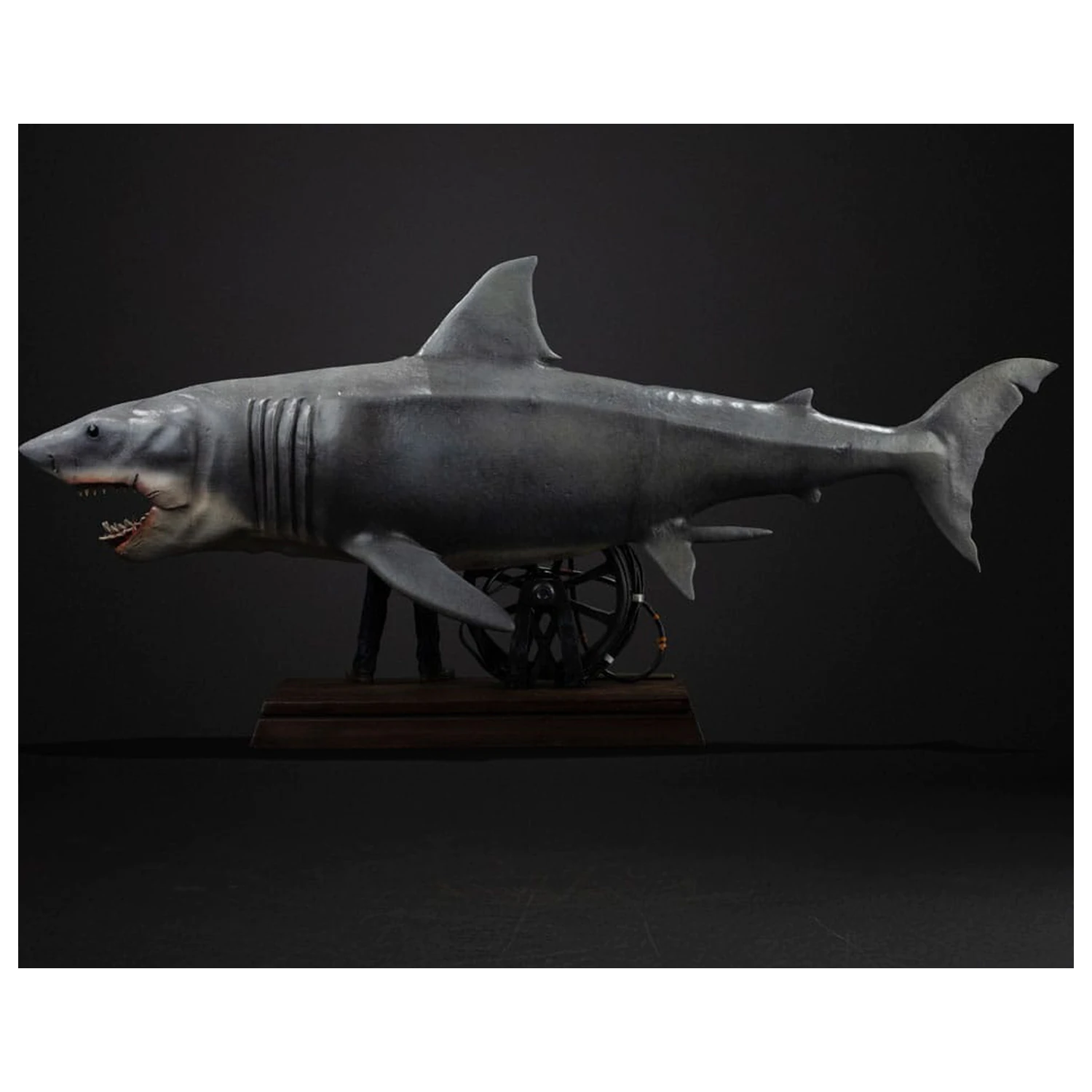 Jaws Deluxe Art Scale Kip 1/10 Steven Spielberg Jaws 50. godišnjica 27 cm fotografija proizvoda