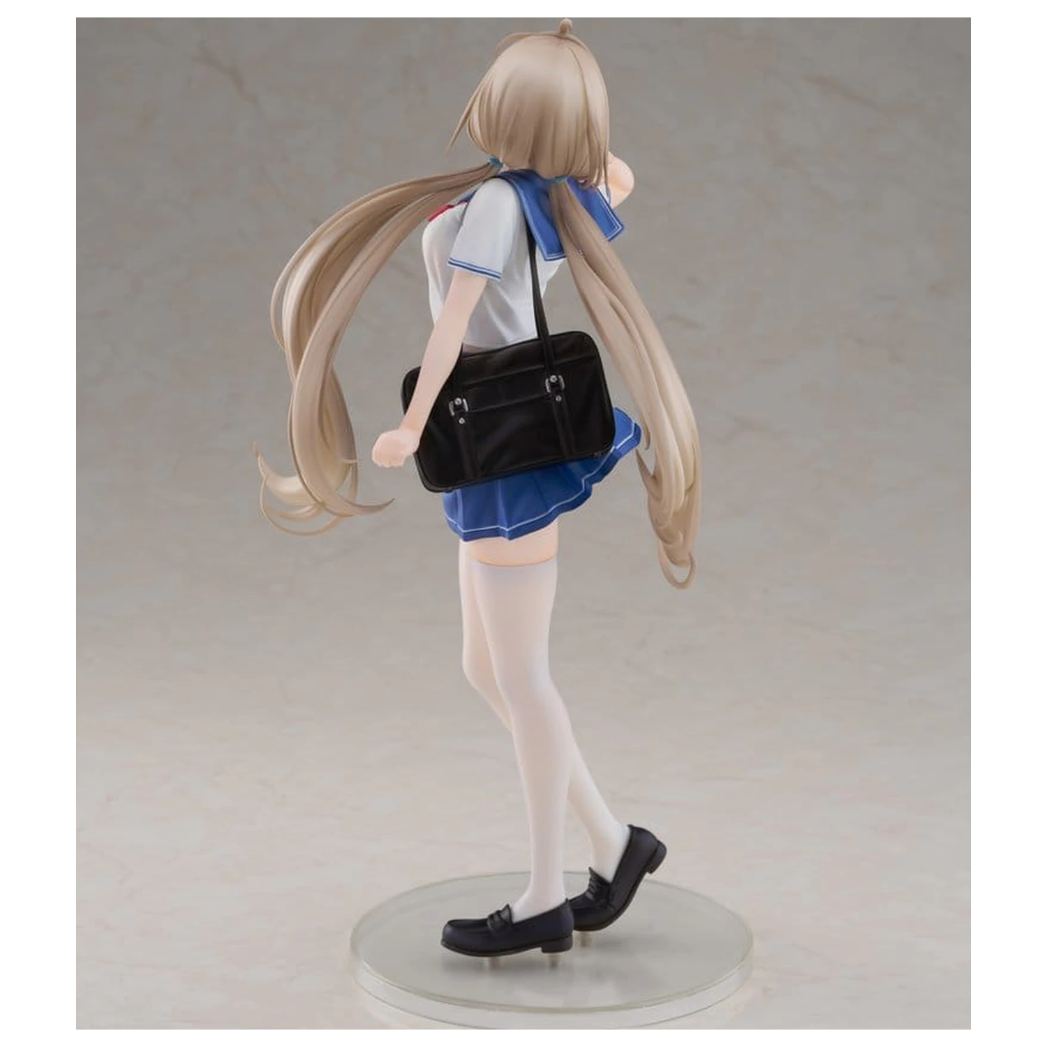 KoiKoi Sakura PVC figura 1/6 Momoko Uniform Ver. 27 cm fotografija proizvoda