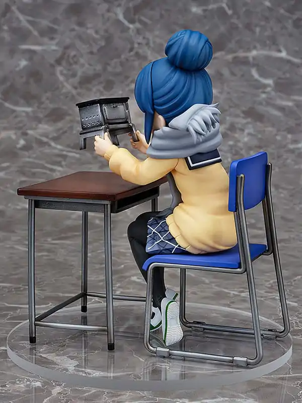 Laid-Back Camp PVC Kip 1/7 Rin Shima: Look What I Bought Ver. 14 cm fotografija proizvoda