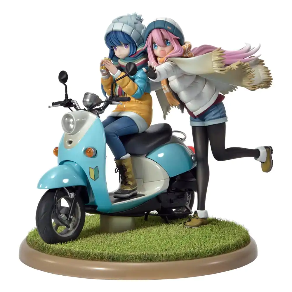 Laid-Back Camp Prisma Wing PVC Kip 1/7 Nadeshiko Kagamihara & Rin Shima 24 cm fotografija proizvoda