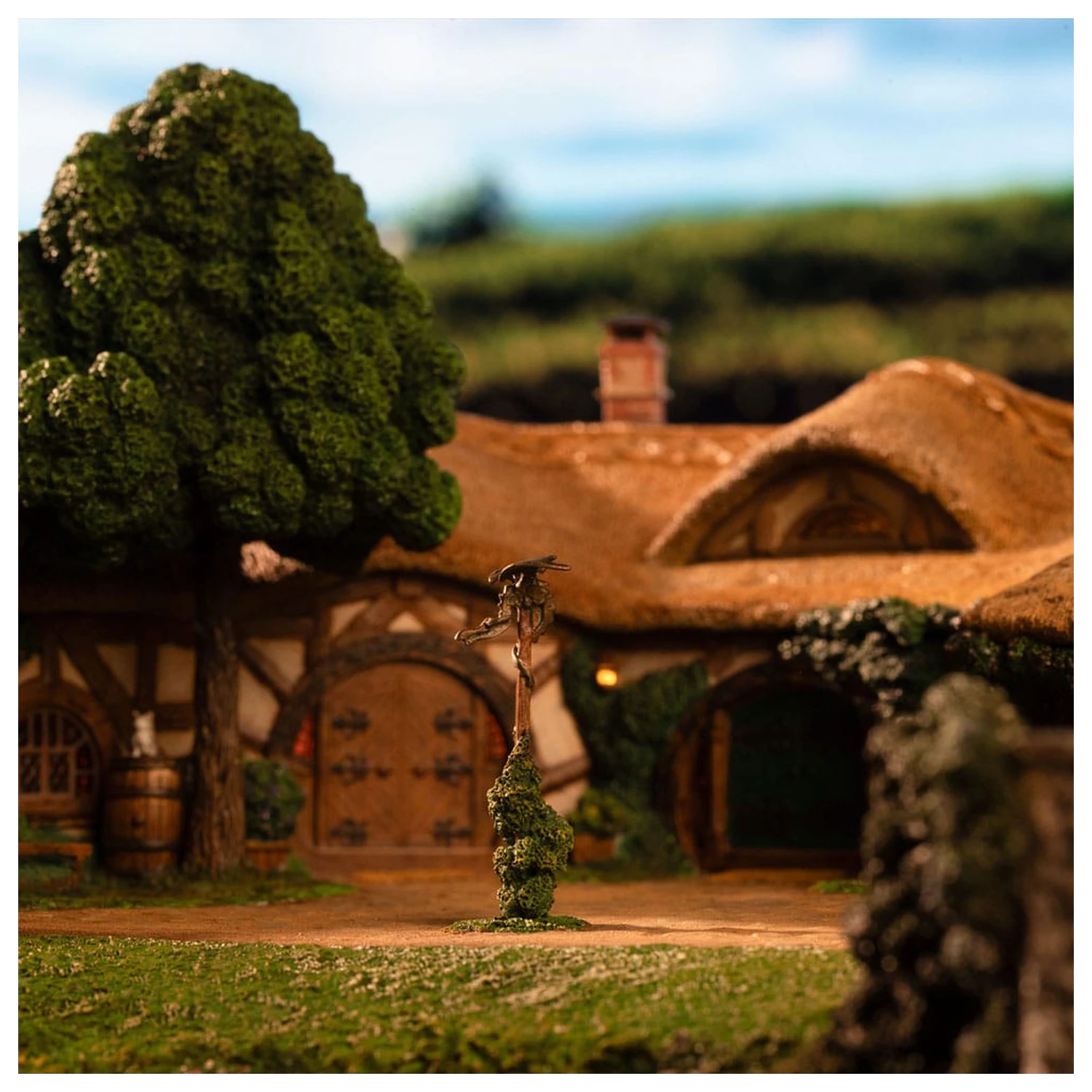 Lord of the Rings Statua The Green Dragon Inn fotografija proizvoda