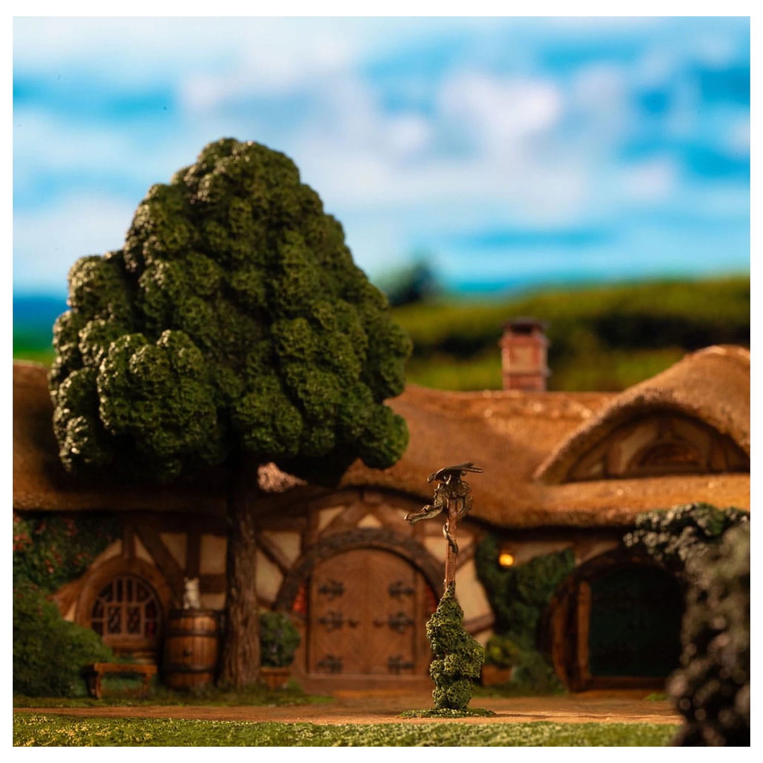 Lord of the Rings Statua The Green Dragon Inn fotografija proizvoda