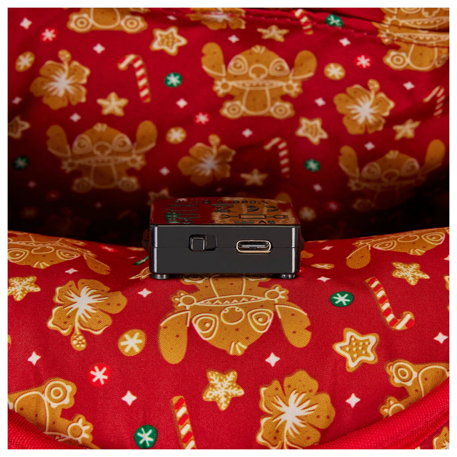 Loungefly Disney Lilo & Stitch Holiday Stitch ruksak 26 cm fotografija proizvoda