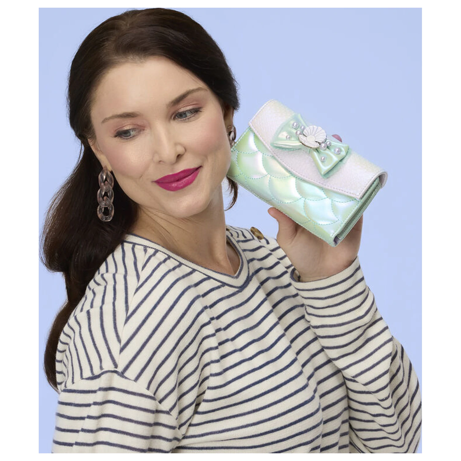 Loungefly Disney The Little Mermaid Iridescent Pearl preklopni novčanik fotografija proizvoda