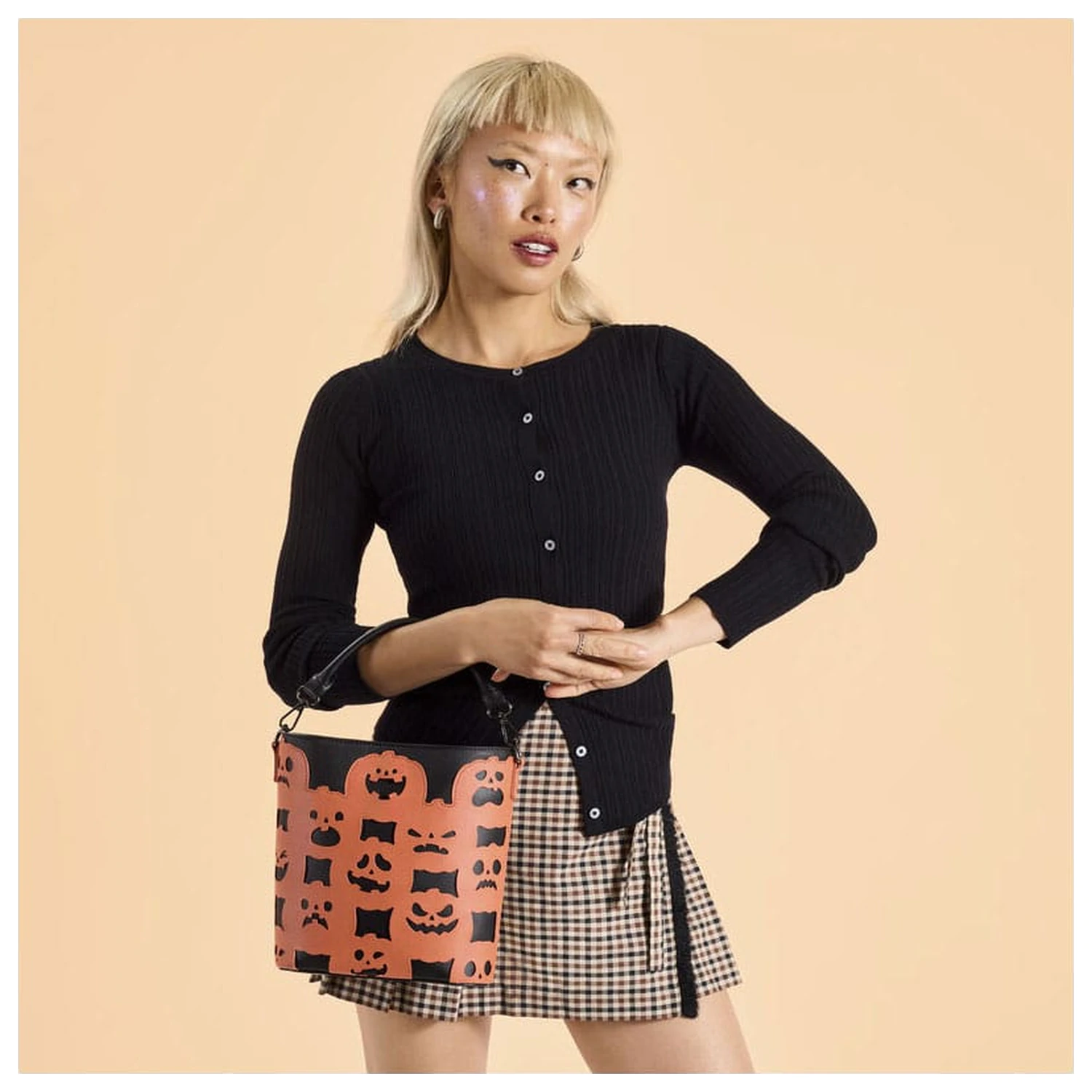 Loungefly Crossbody torbica, figurativna Bundeva fotografija proizvoda