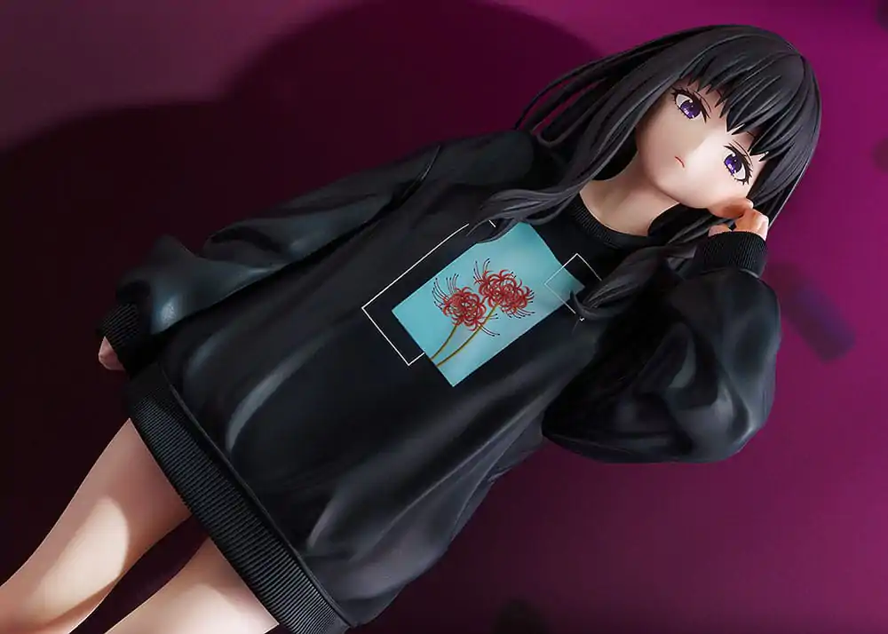 Lycoris Recoil PVC Kip 1/7 Takina Inoue: Oversized Sweatshirt Ver. 25 cm fotografija proizvoda
