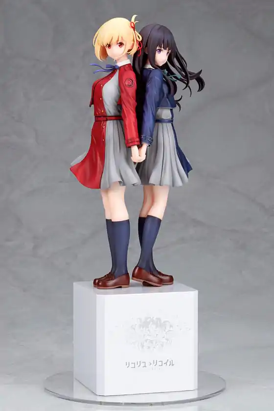 Lycoris Recoil PVC Kip 1/8 Chisato Nishikigi & Takina Inoue 30 cm fotografija proizvoda