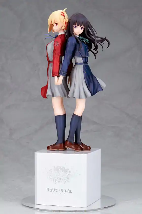 Lycoris Recoil PVC Kip 1/8 Chisato Nishikigi & Takina Inoue 30 cm fotografija proizvoda