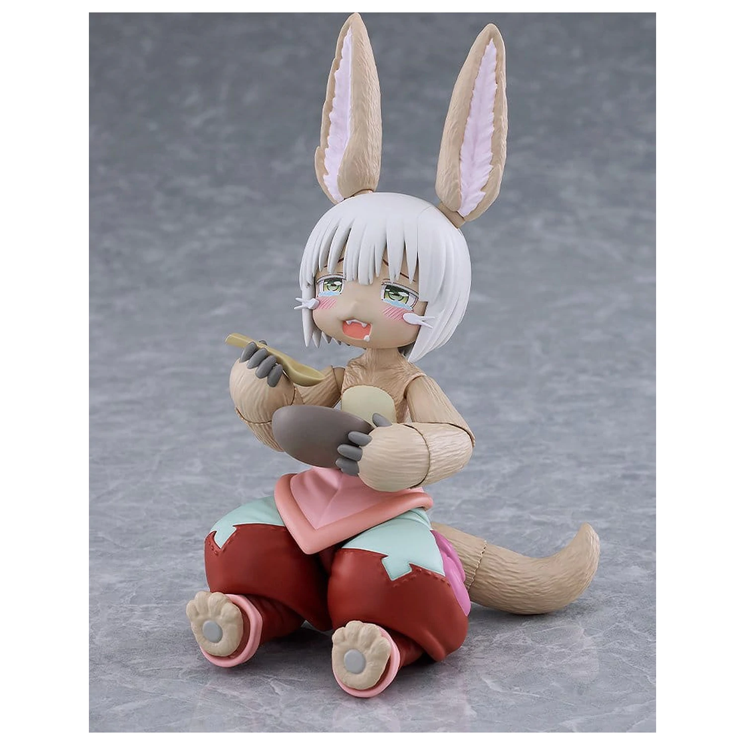 Made in Abyss Figma Akcijska figura Nanachi 11 cm fotografija proizvoda