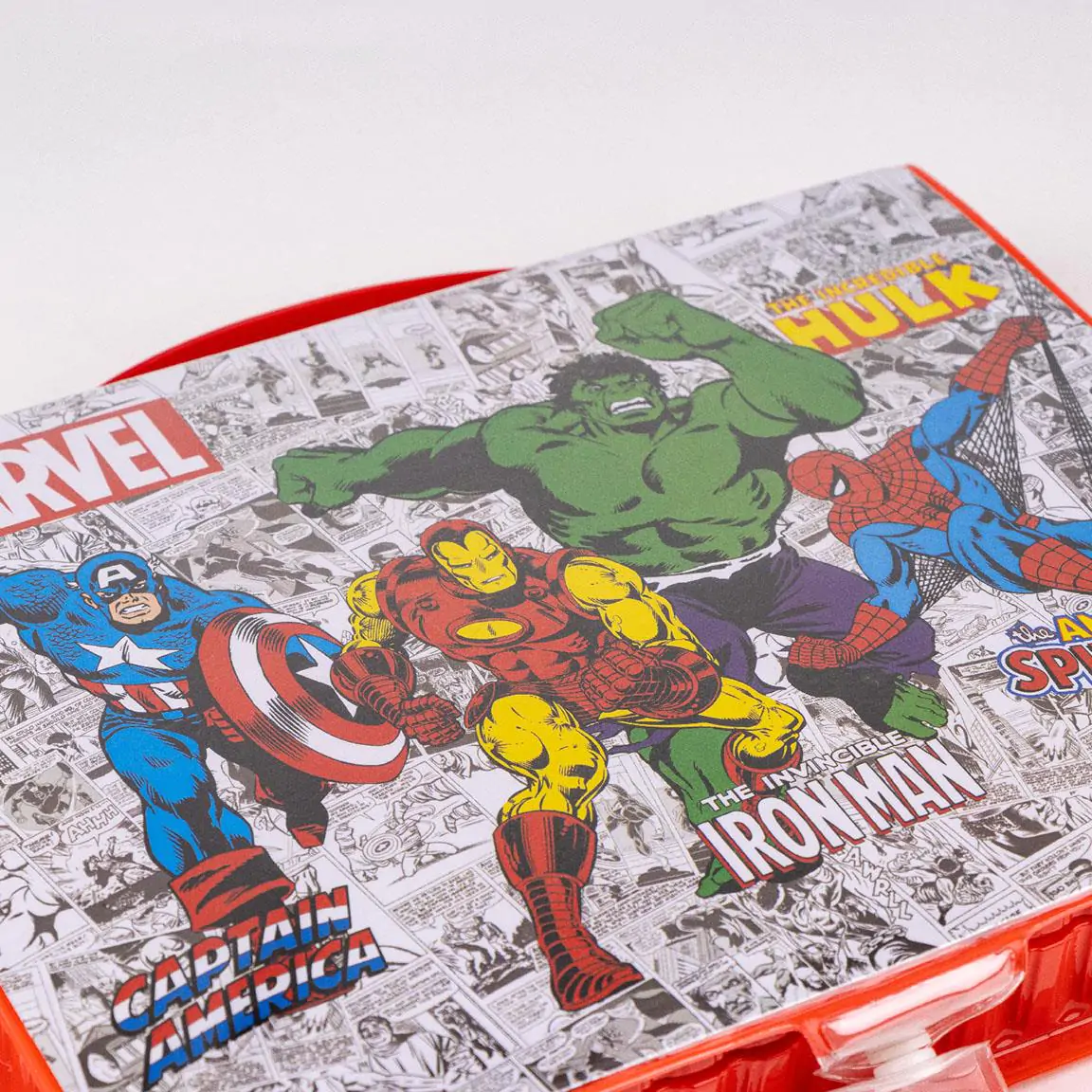 Marvel bojanke set uredskog materijala fotografija proizvoda