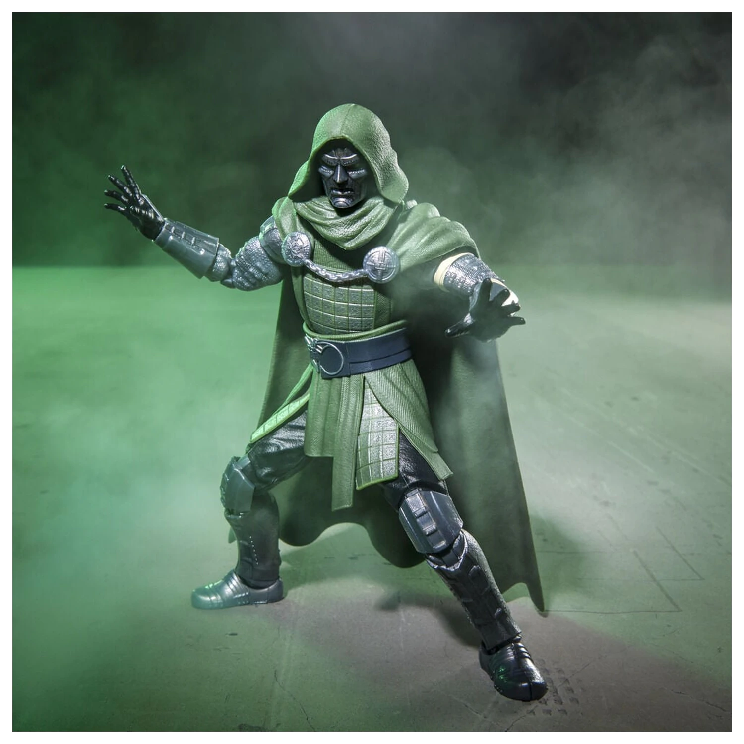 Marvel Legends Series Avengers Doomsday Doctor Doom figura 15 cm fotografija proizvoda
