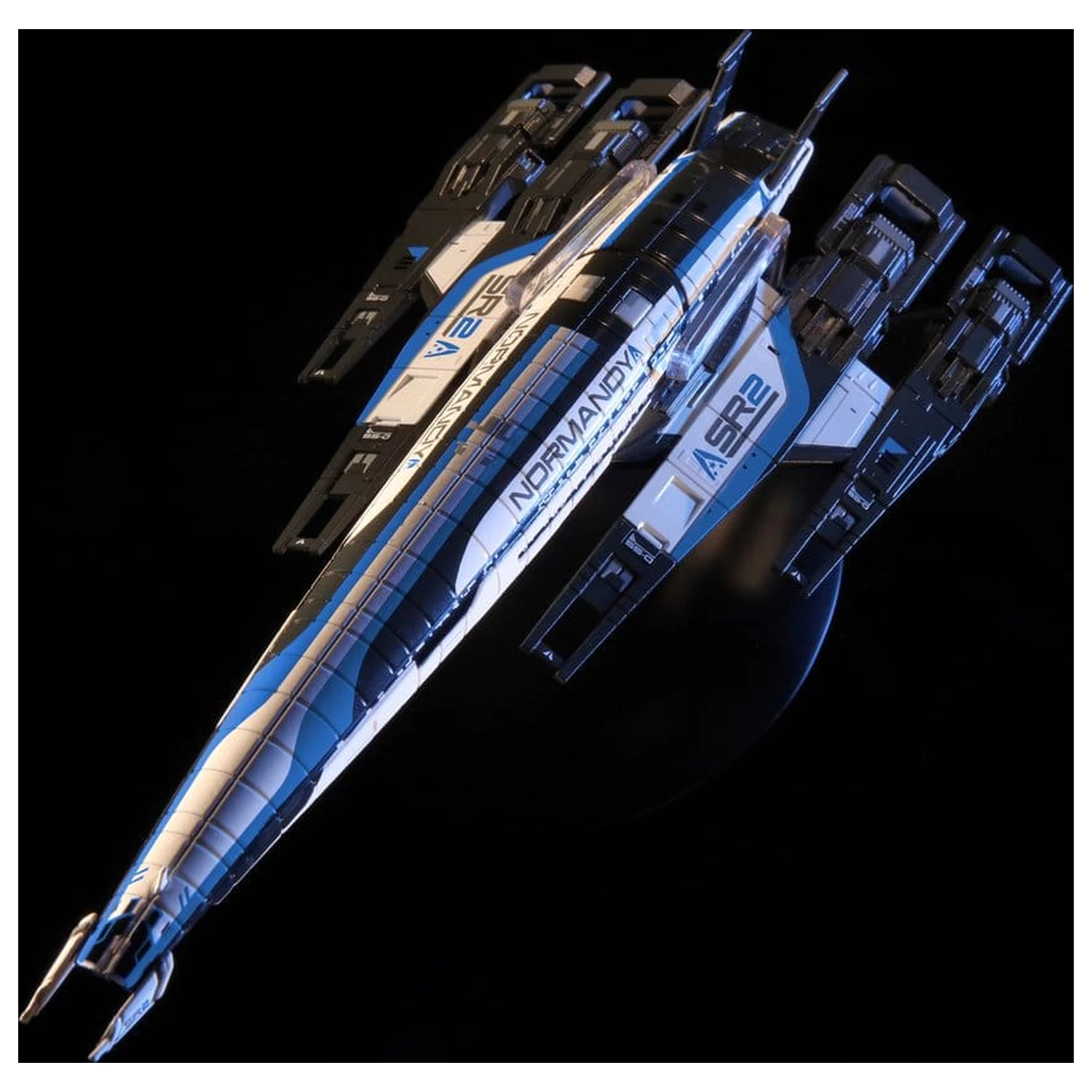 Mass Effect Die-Cast Normandy SR-2 figura 22 cm fotografija proizvoda