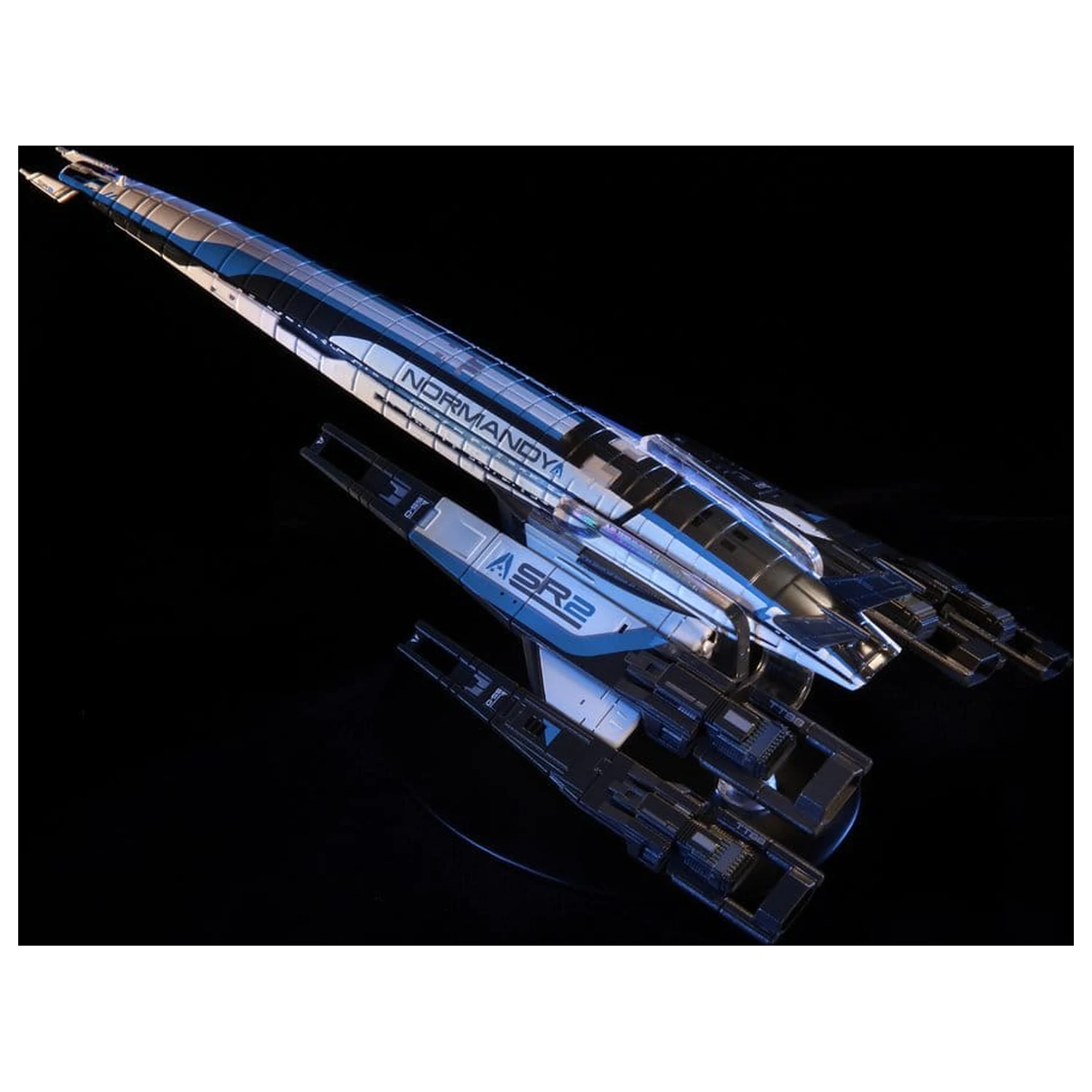 Mass Effect Die-Cast Normandy SR-2 figura 22 cm fotografija proizvoda