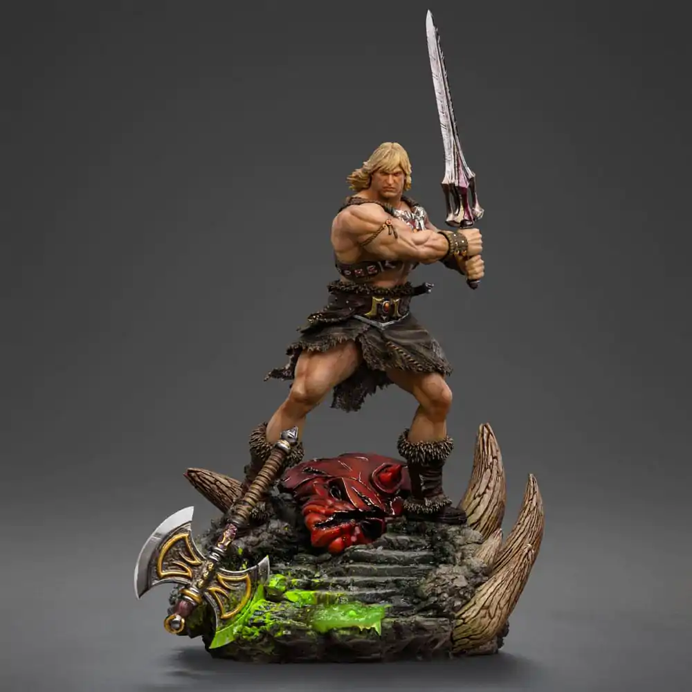 Masters of the Universe Deluxe Art Scale Kip 1/10 He-Man Unleashed 34 cm fotografija proizvoda