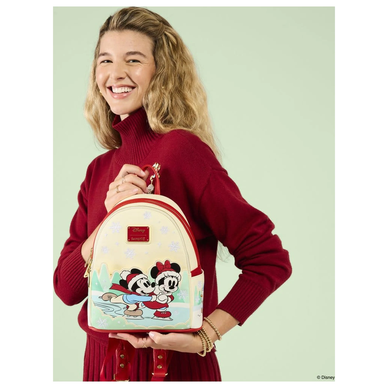 Mickey & Friends by Loungefly mini ruksak s držačem za traku za kosu Ice Skating fotografija proizvoda
