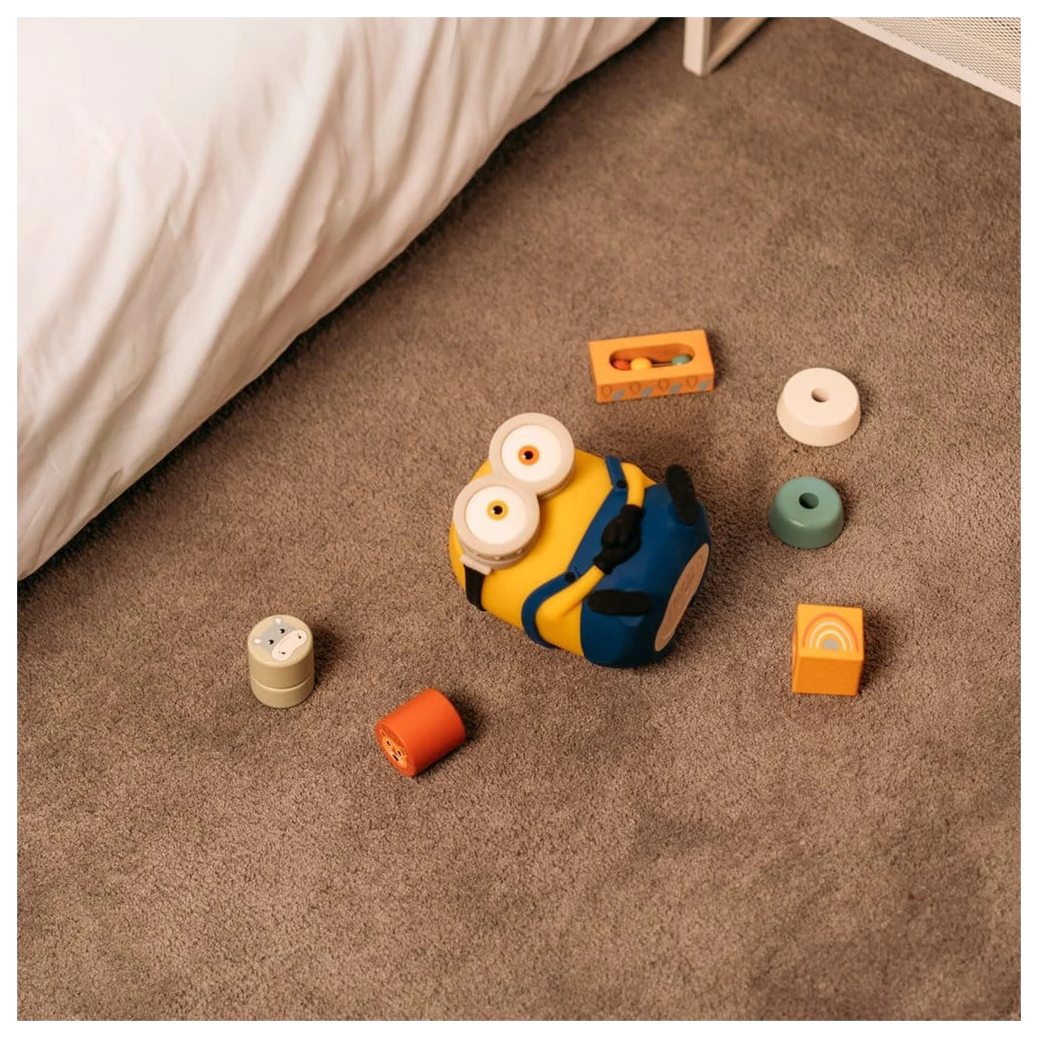 Minions squishy lampa fotografija proizvoda