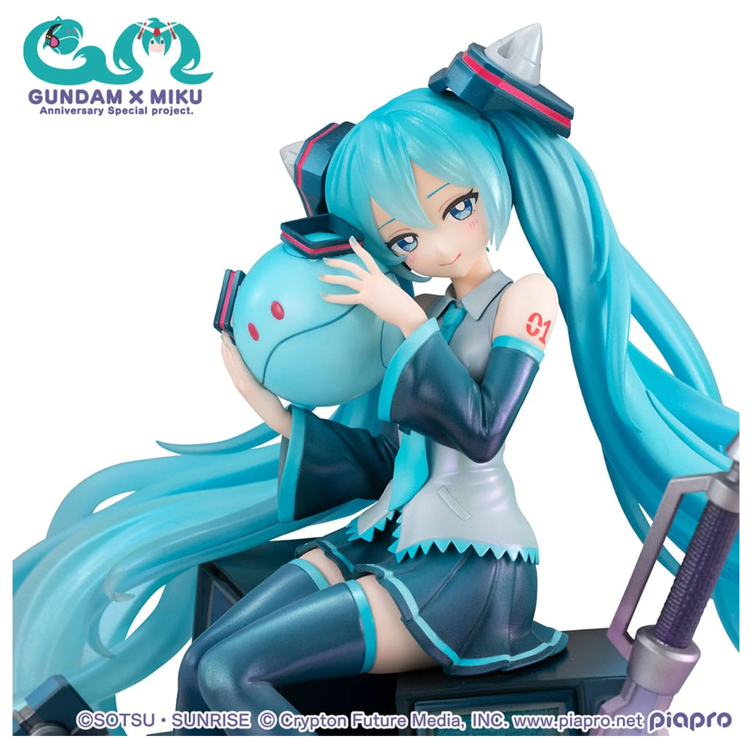 Mobile Suit Gundam x Hatsune Miku Lucrea PVC Statua Hatsune Miku x OO Gundam 45. obljetnica 17 cm fotografija proizvoda