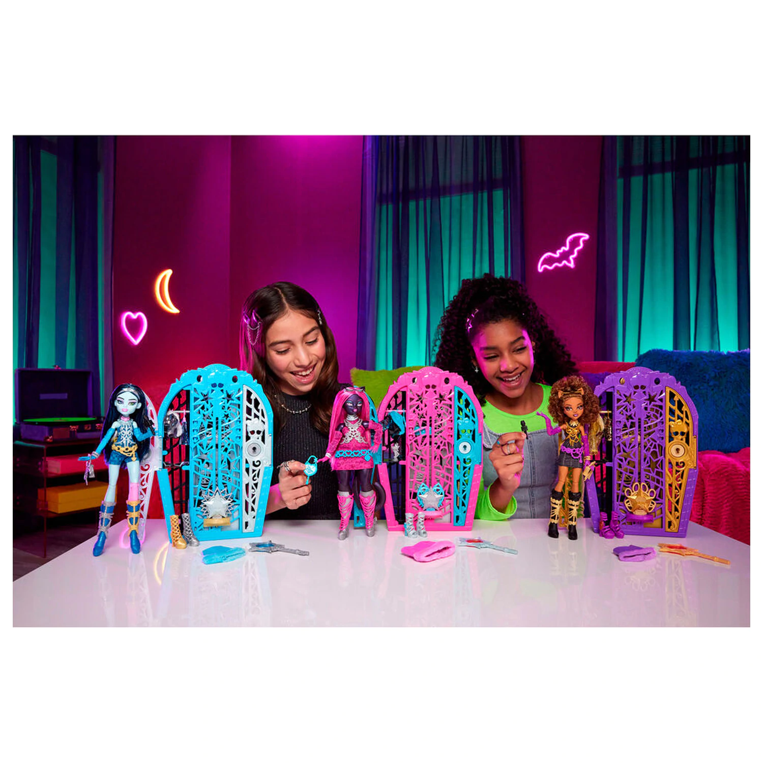 Monster High Skulltimate Secrets Hauntlywood Mysteries Clawdeen lutka fotografija proizvoda