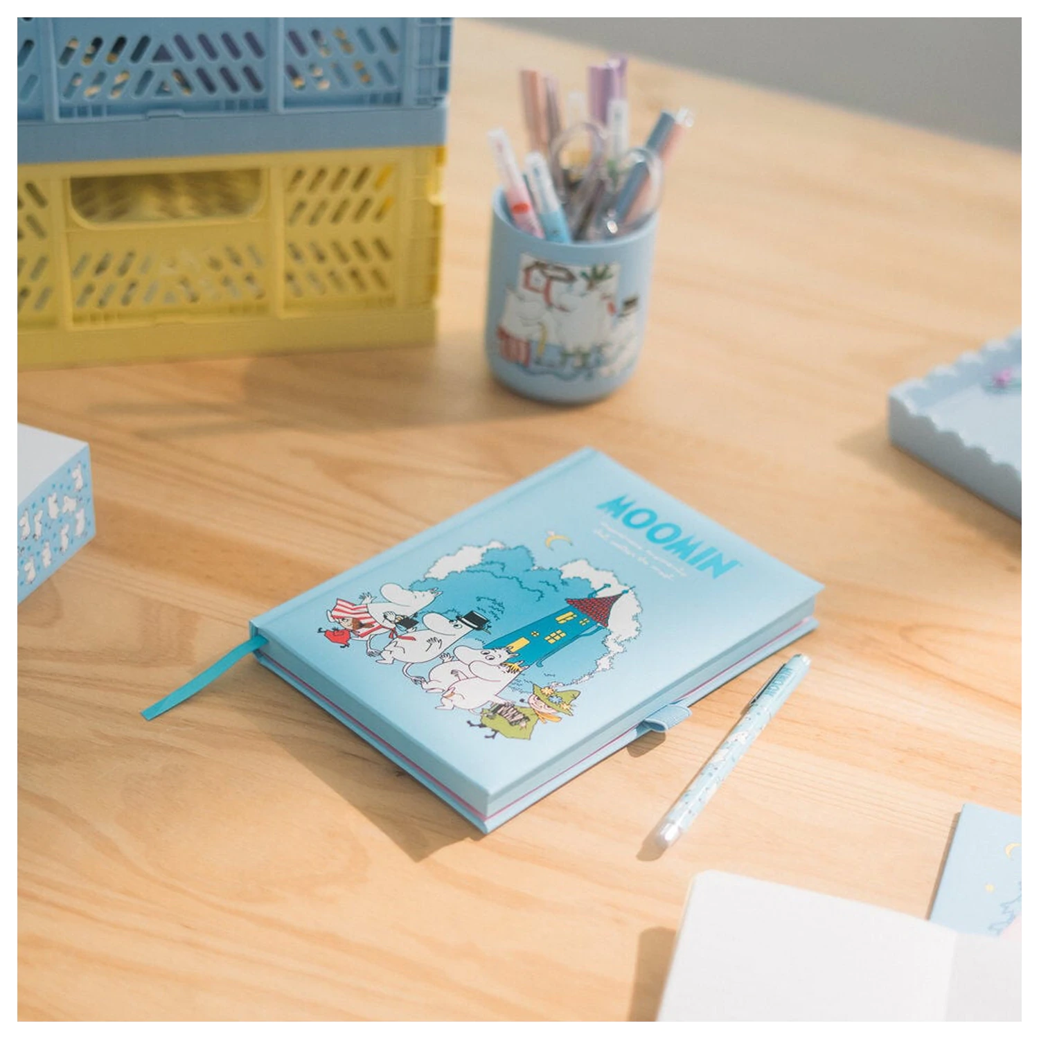 Moomin A5 bilježnica i set olovke fotografija proizvoda