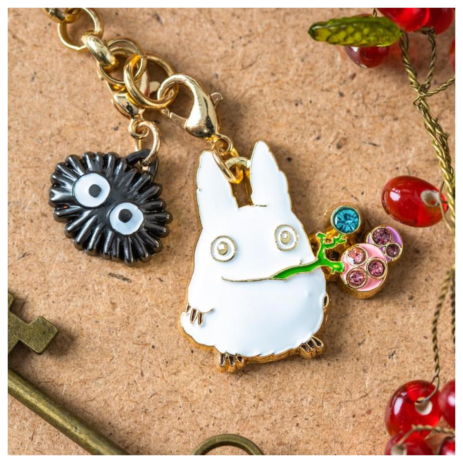 My Neighbor Totoro Bijeli Totoro i Voće privjesci na lančiću fotografija proizvoda