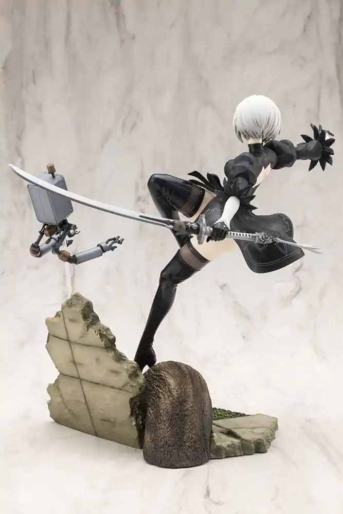 Nier:Automata Ver. 1.1a ARTFX J Kip 1/8 2B 24 cm fotografija proizvoda