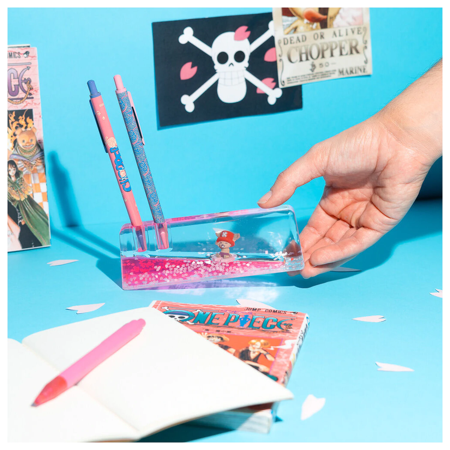 One Piece Chopper set olovka, kemijska olovka i akrilni stalak fotografija proizvoda