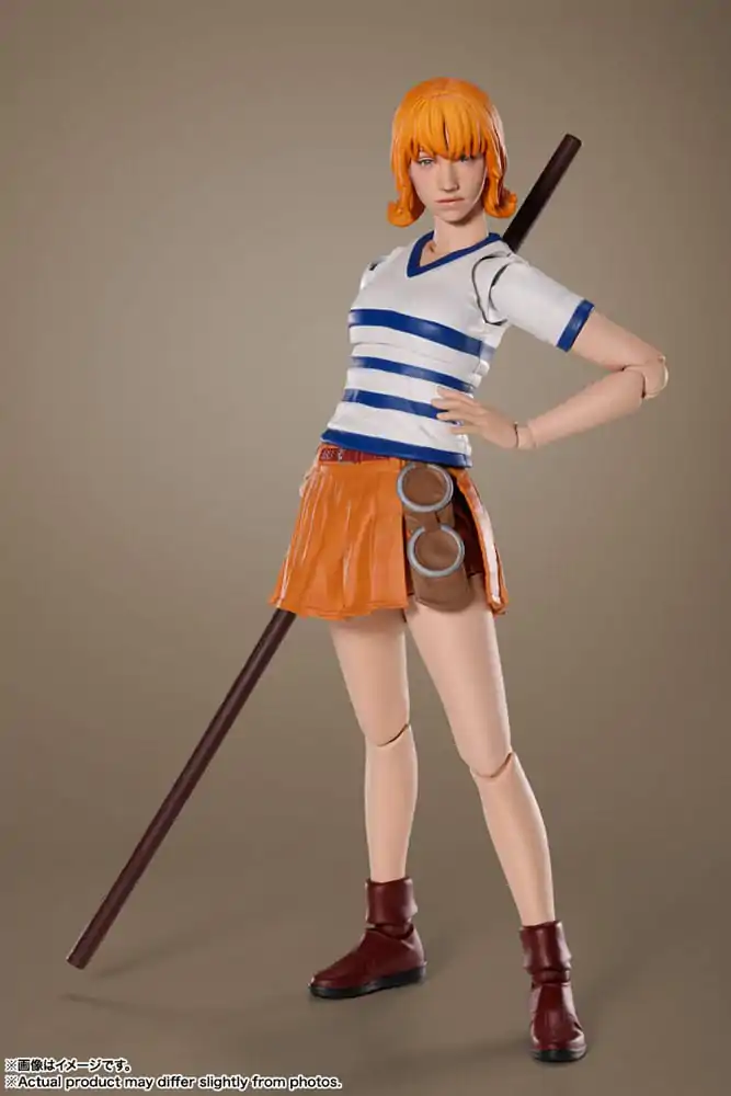 One Piece Live Action S.H. Figuarts akcijska figura Nami 15 cm fotografija proizvoda