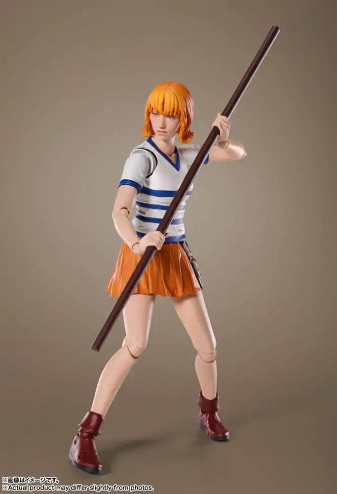 One Piece Live Action S.H. Figuarts akcijska figura Nami 15 cm fotografija proizvoda