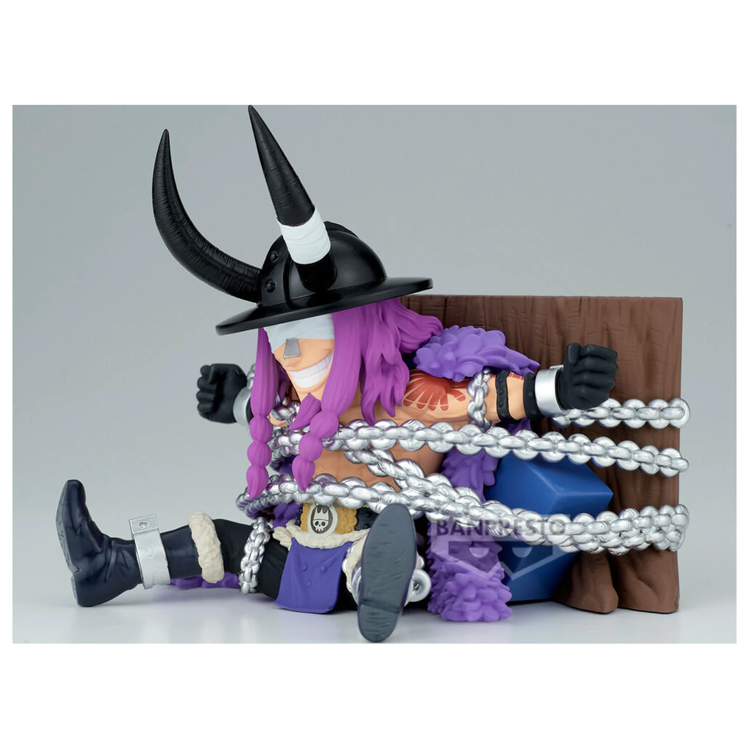 One Piece Mega World Collectable Loki figura 10cm fotografija proizvoda