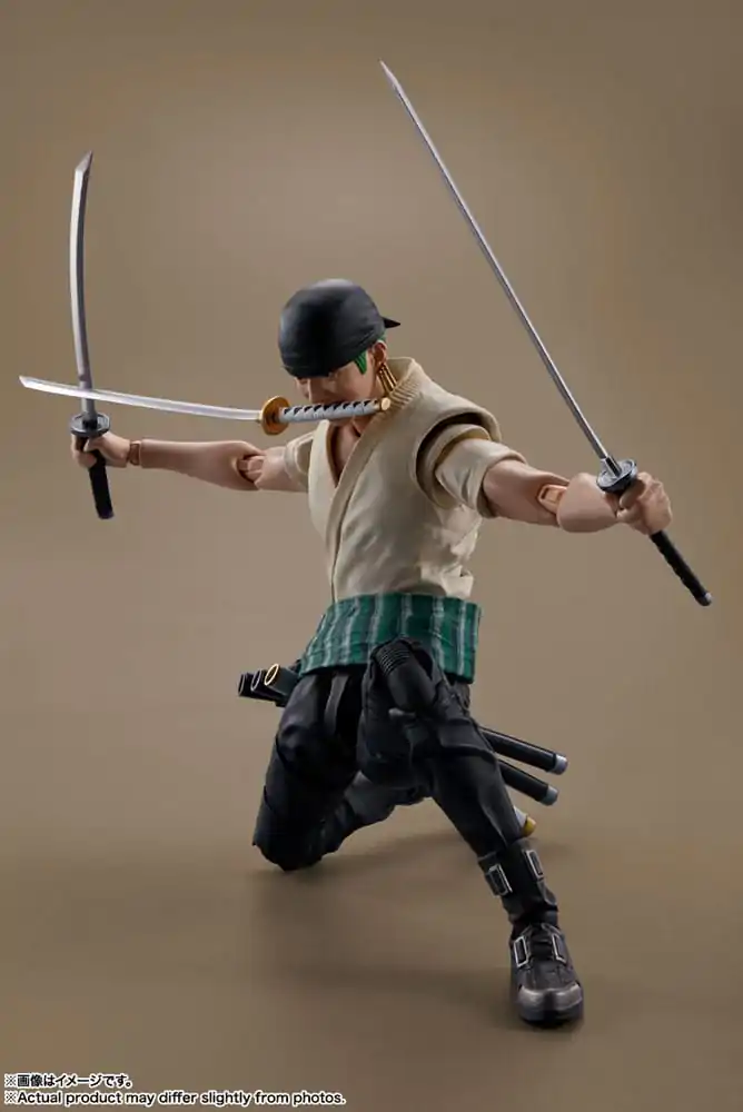 One Piece S.H. Figuarts akcijska figura Roronoa Zoro (Netflix) 14 cm fotografija proizvoda