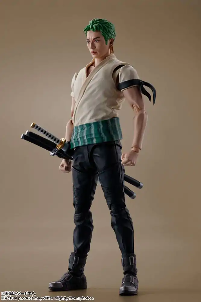 One Piece S.H. Figuarts akcijska figura Roronoa Zoro (Netflix) 14 cm fotografija proizvoda