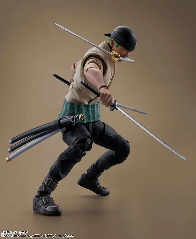 One Piece S.H. Figuarts akcijska figura Roronoa Zoro (Netflix) 14 cm fotografija proizvoda