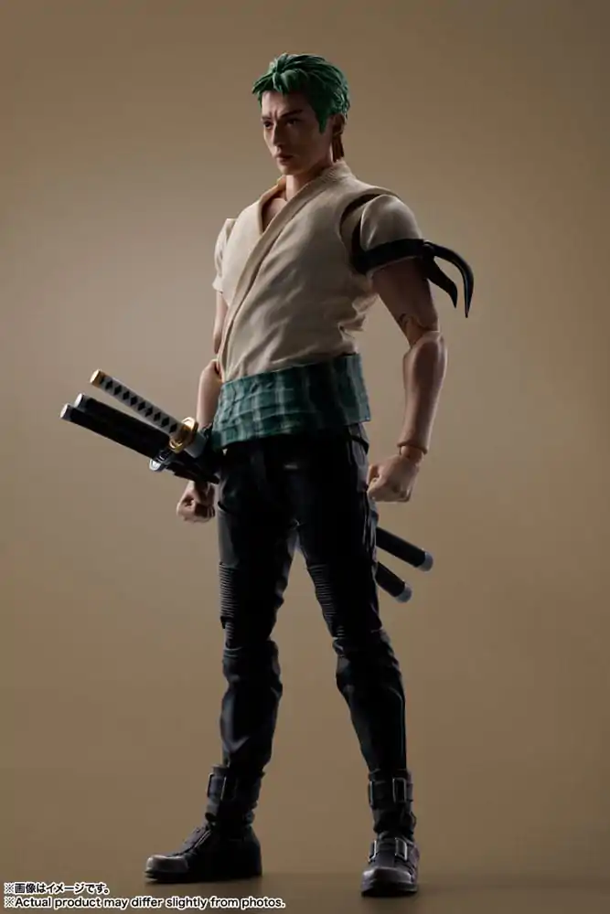 One Piece S.H. Figuarts akcijska figura Roronoa Zoro (Netflix) 14 cm fotografija proizvoda