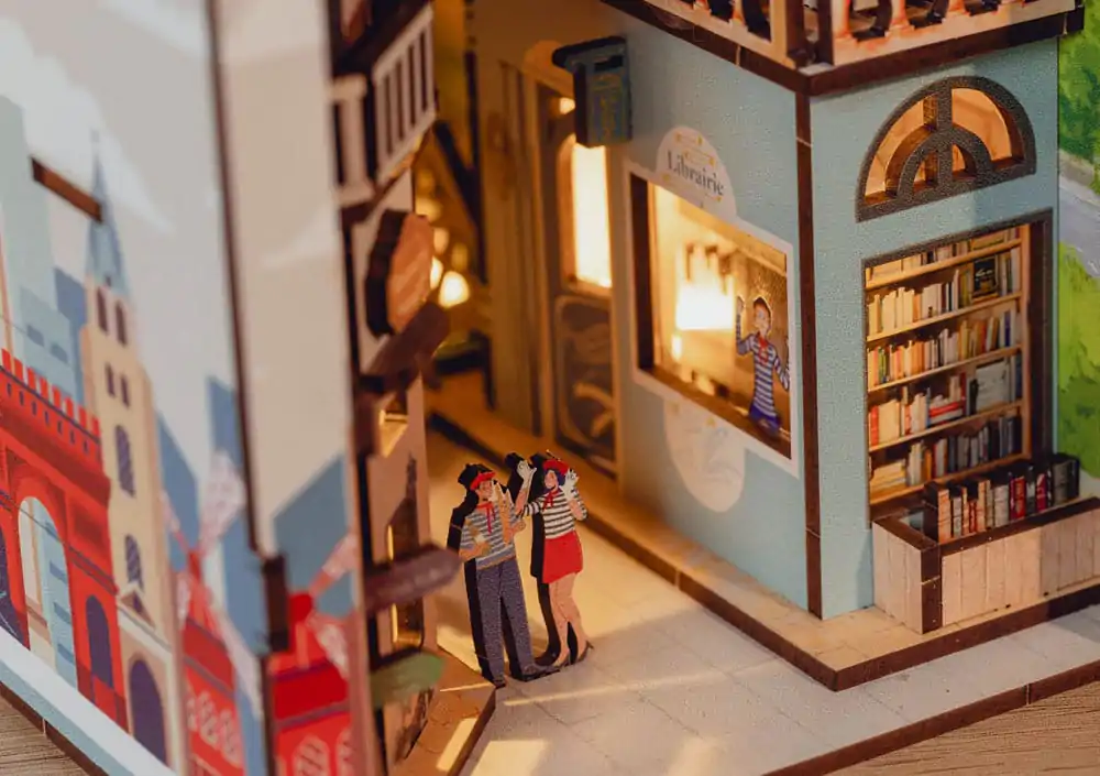 Paris Tiny Adventures Book Nook Mini diorama 23 cm fotografija proizvoda