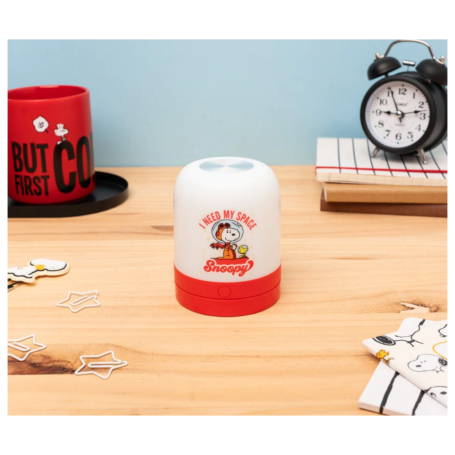 Peanuts Snoopy ambijentalna lampa fotografija proizvoda