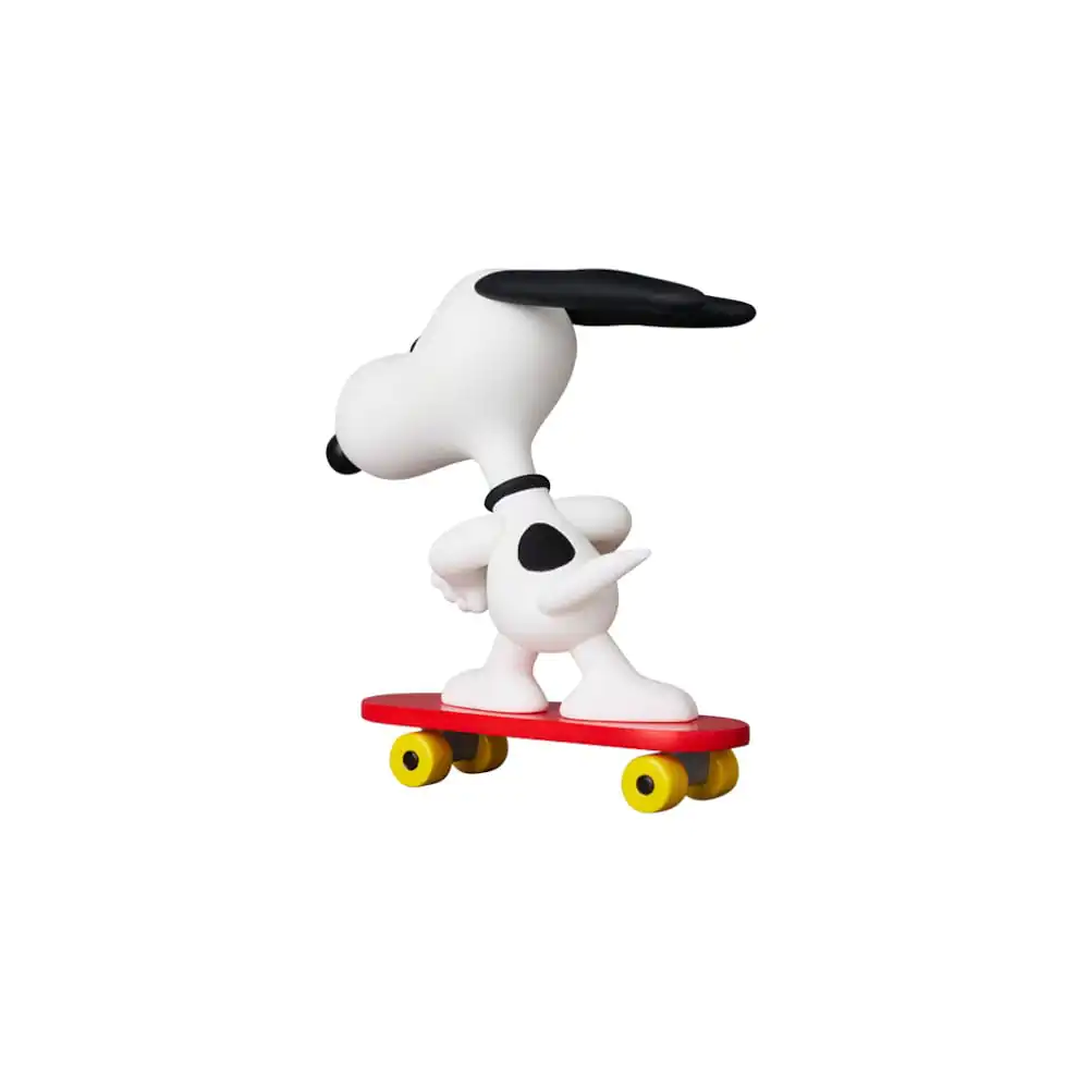 Peanuts UDF Series 17 Mini Figura Skateboard Snoopy 7 cm fotografija proizvoda