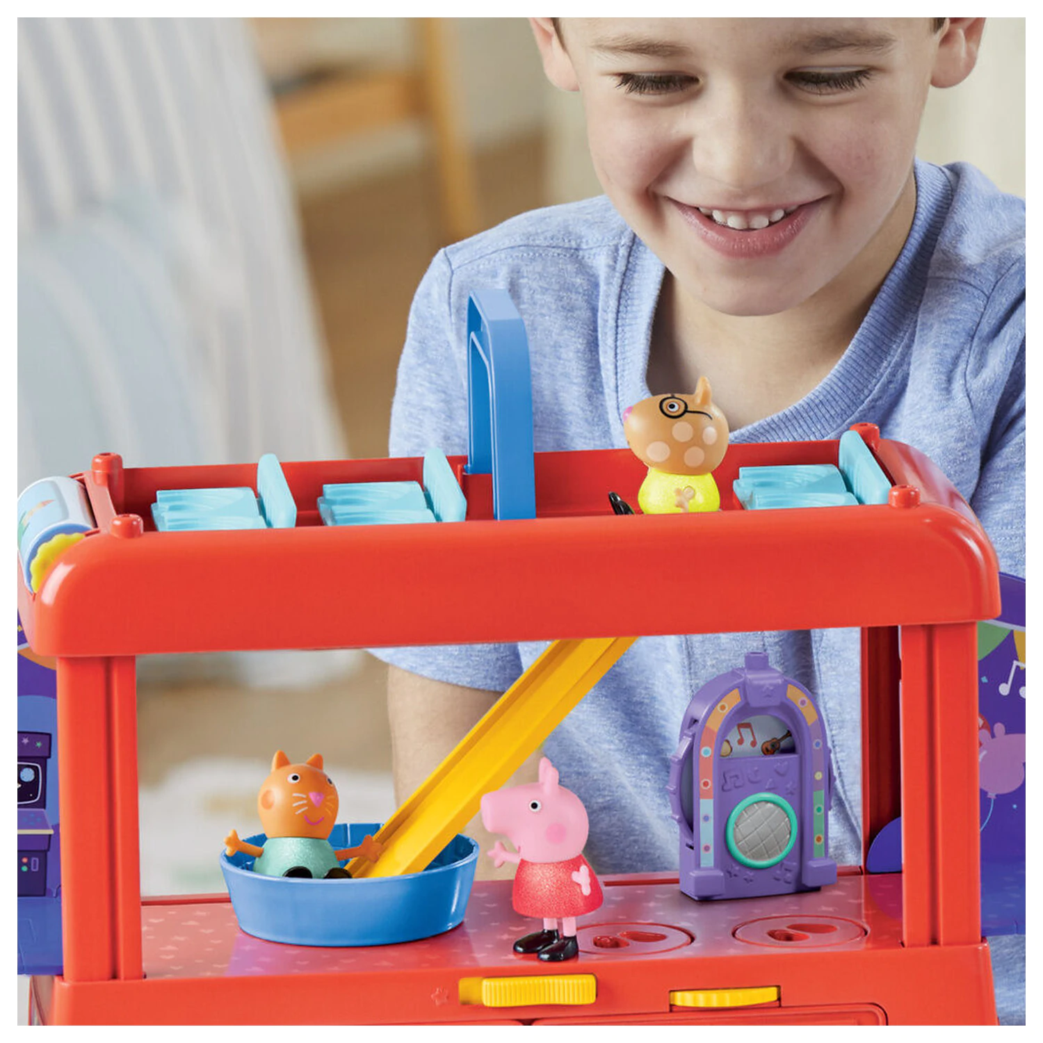 Peppa Pig 2-u-1 Party Bus set za igru fotografija proizvoda