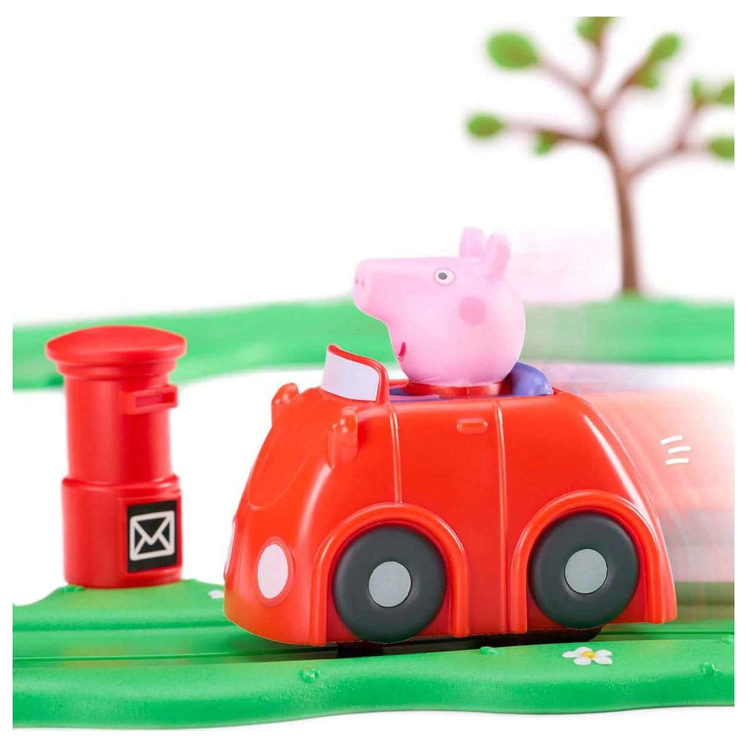 Peppa Pig Whizz Around Peppa's Little Red Car Set fotografija proizvoda