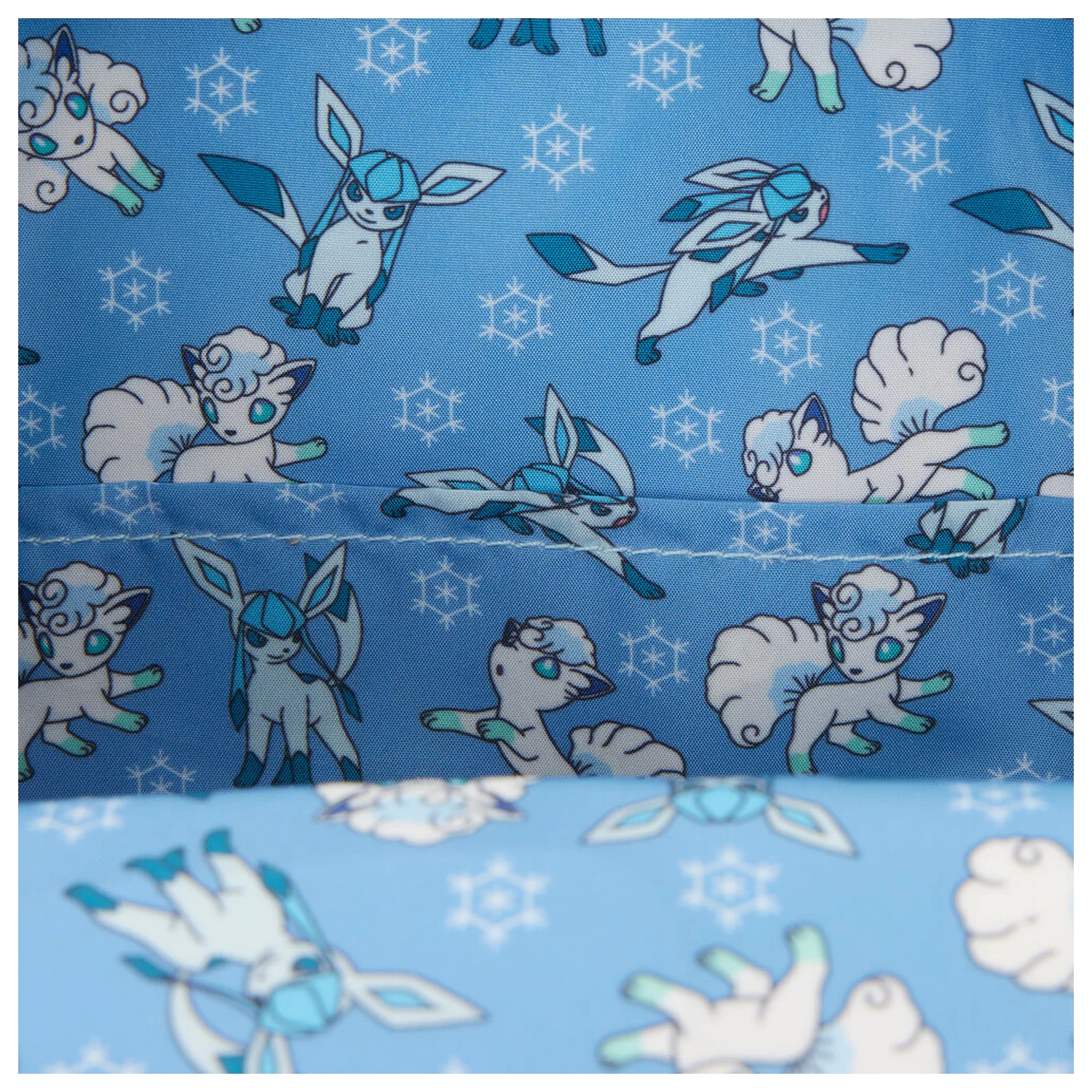 Loungefly Pokemon Winter ruksak 26cm fotografija proizvoda