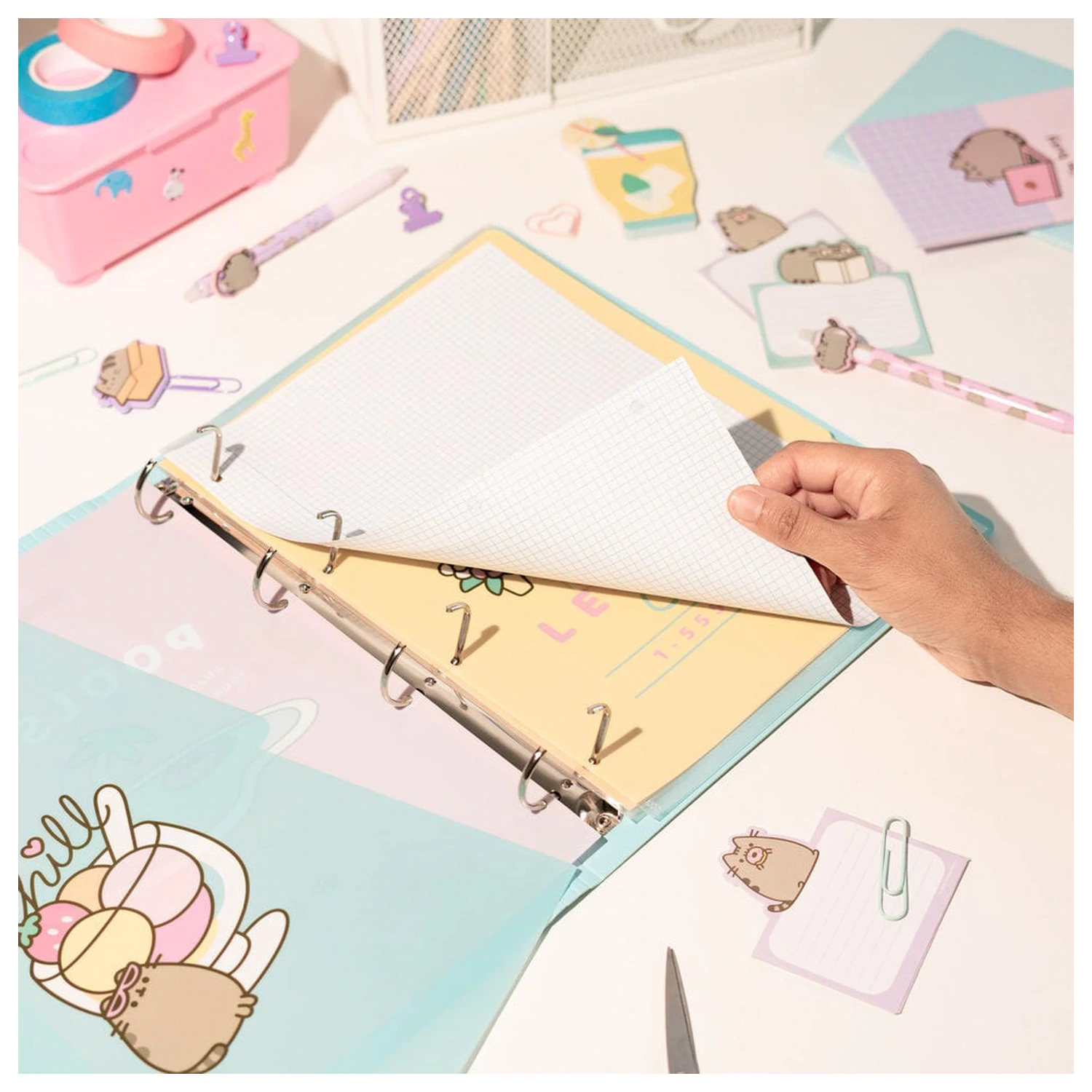 Pusheen registrator s 4 prstena fotografija proizvoda