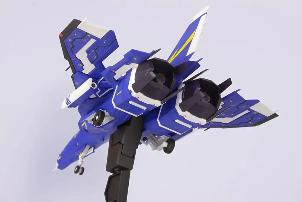 Raiden V Director´s Cut Plastični komplet modela 1/100 FT-00004A Azuma 2P Color Ver. 18 cm fotografija proizvoda
