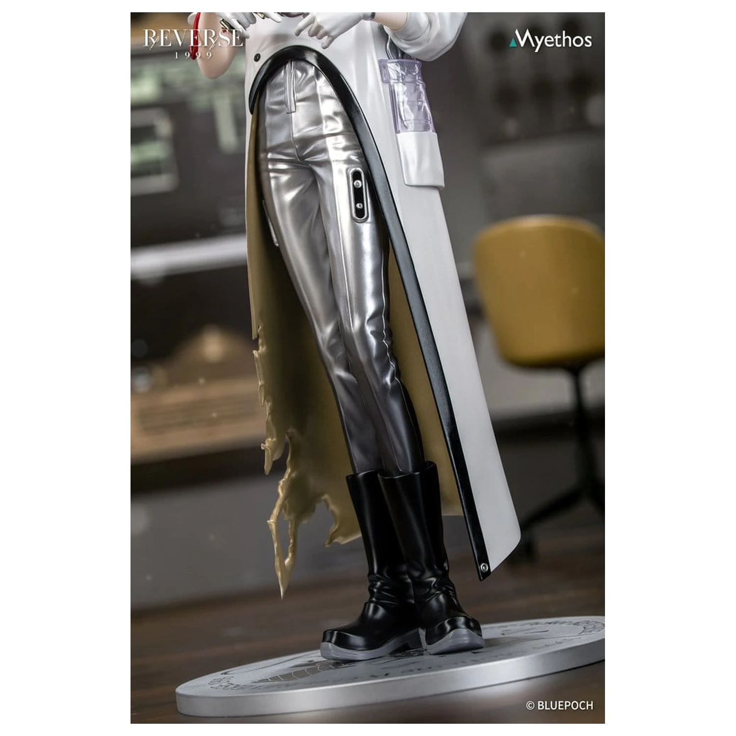 Reverse: 1999 Poklon + PVC figura džep za medicinu 23 cm fotografija proizvoda
