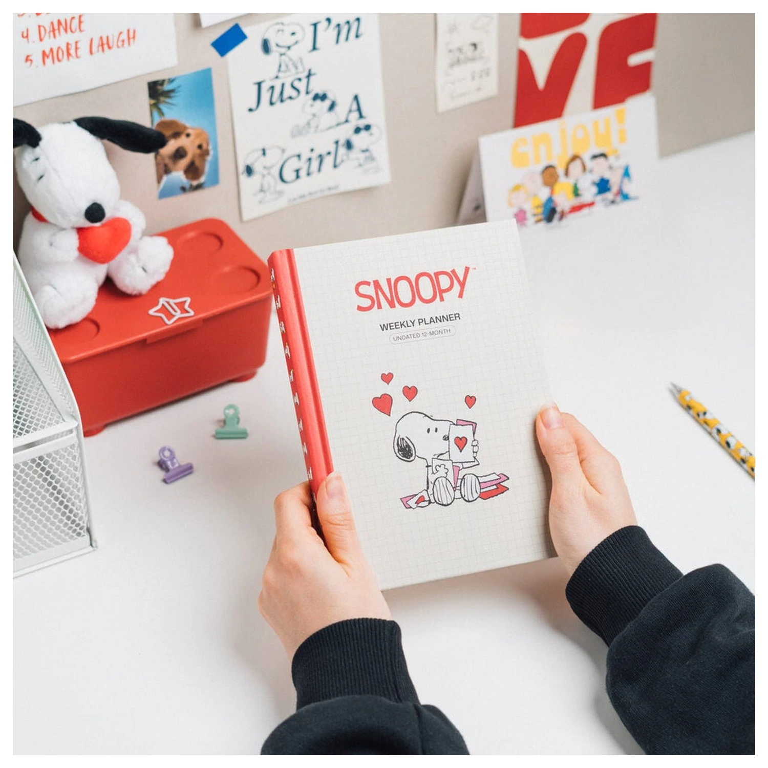 Snoopy A5 nedatirani tjedni planer fotografija proizvoda