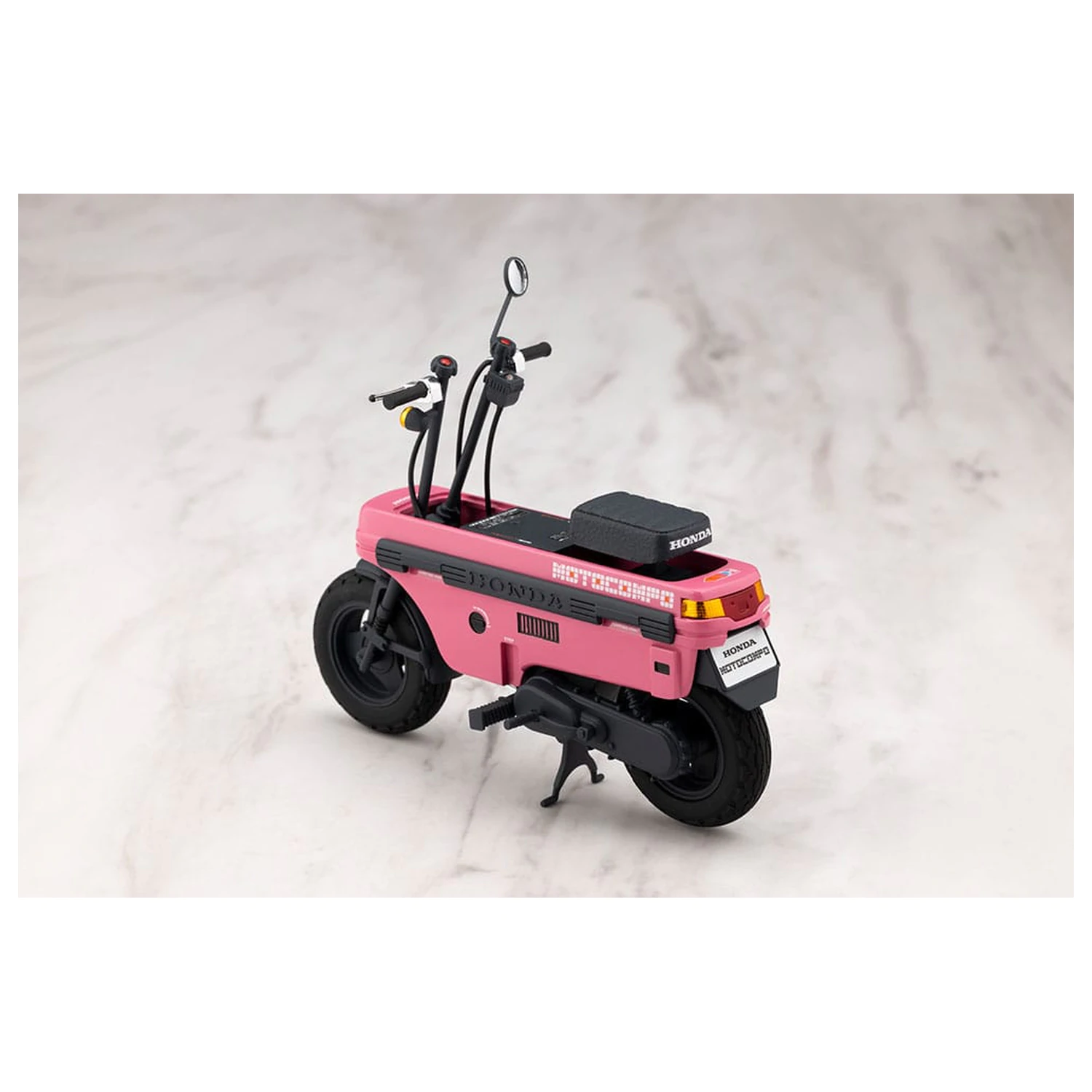 Sousai Shojo Teien Plastic Model Kit 1/10 Emma Koishikawa Nocturne s Honda AB12 Motocompo 14 cm fotografija proizvoda