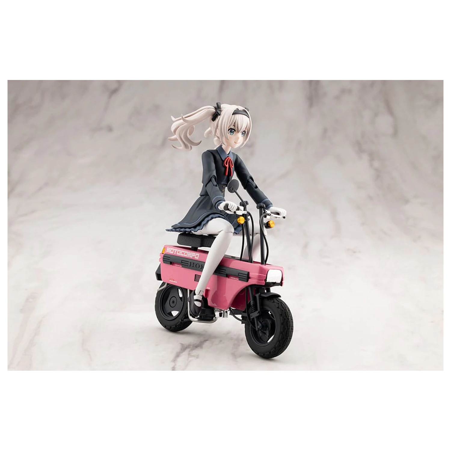 Sousai Shojo Teien Plastic Model Kit 1/10 Emma Koishikawa Nocturne s Honda AB12 Motocompo 14 cm fotografija proizvoda